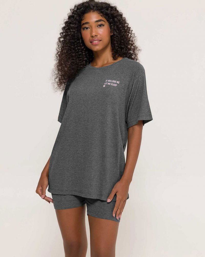 Pijama Feminino Manga Curta com Bermuda Ciclista