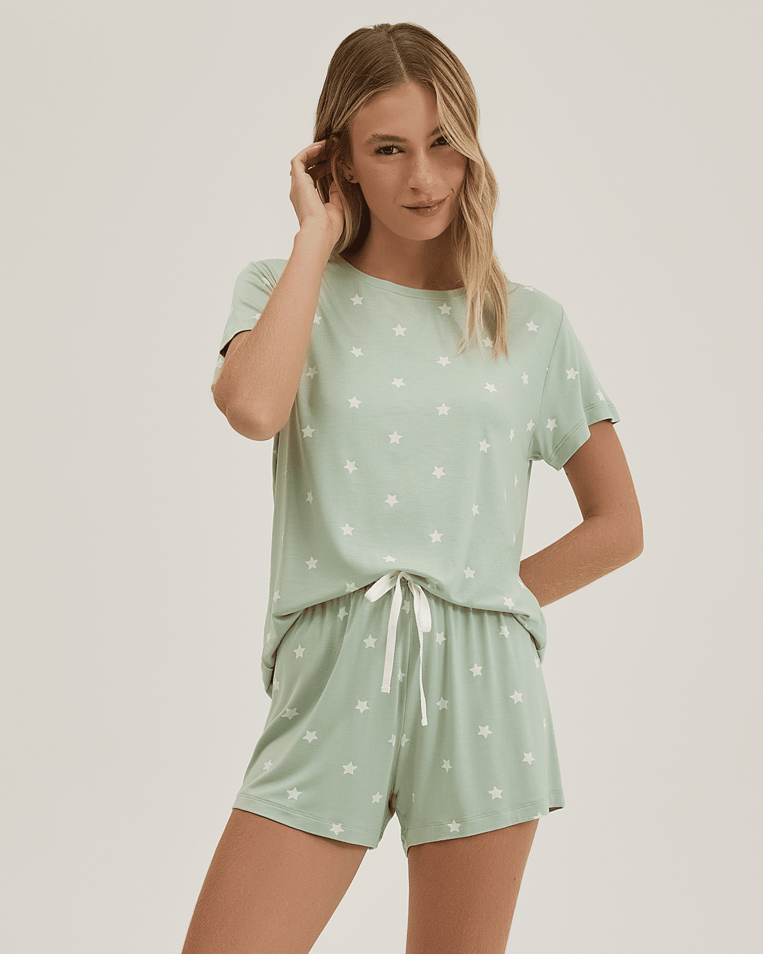 Pijama Feminino Manga Curta Com Shorts Pijama Feminino Manga Curta Com Shorts
