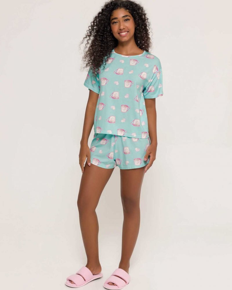 Pijama Feminino Manga Curta com Shorts