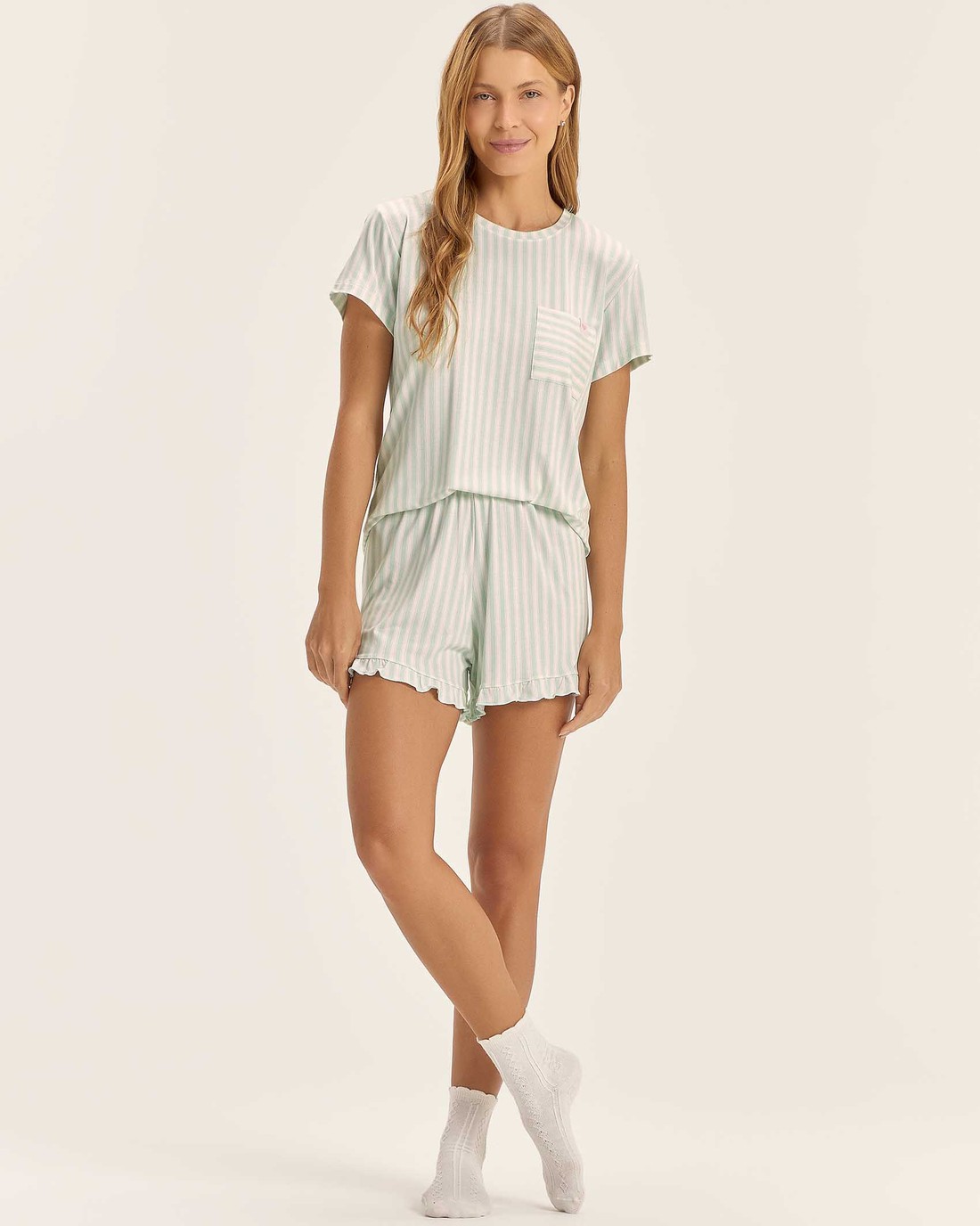Pijama Feminino Manga Curta Com Shorts Pijama Feminino Manga Curta Com Shorts