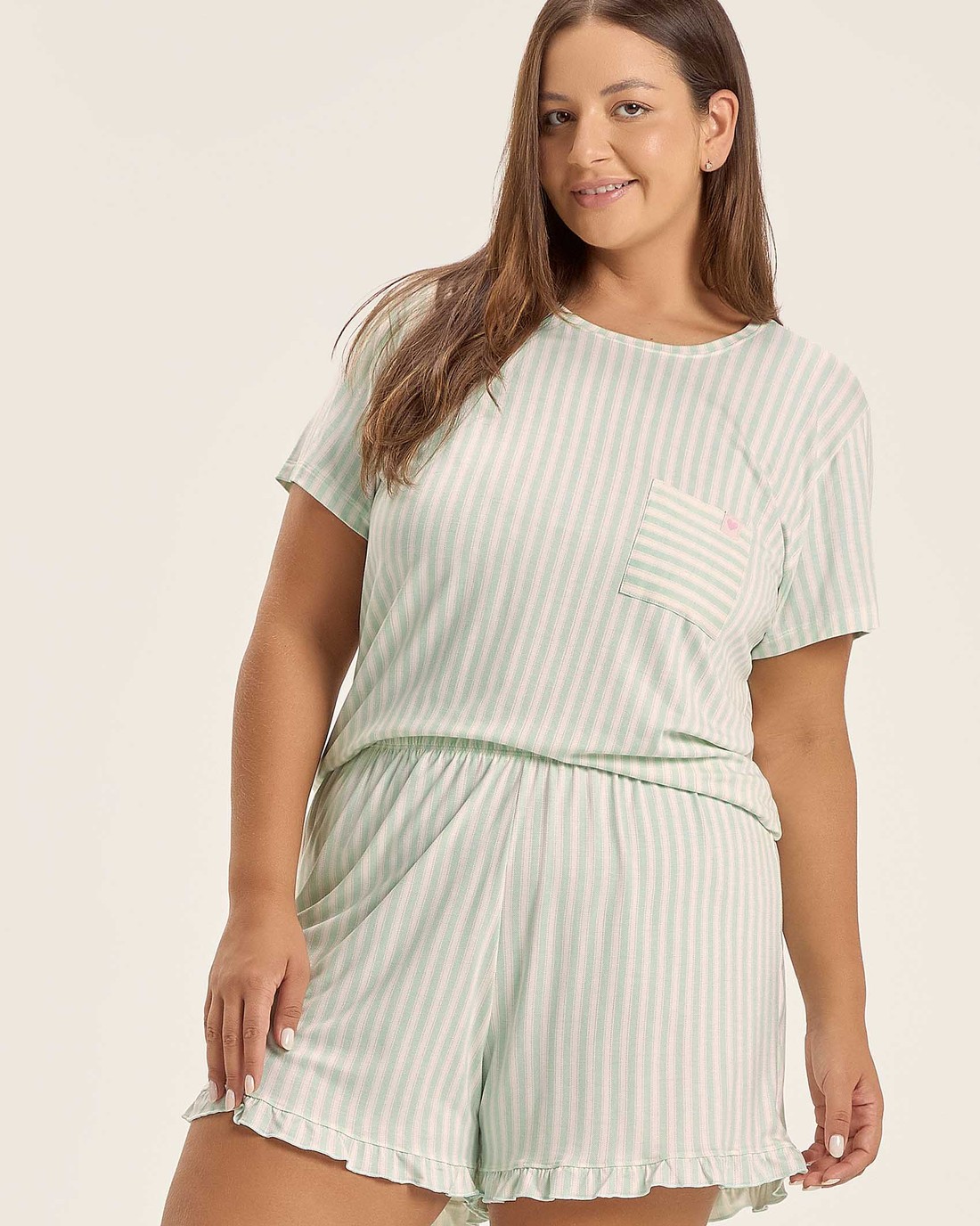 Pijama Feminino Plus Size Manga Curta Com Shorts Pijama Feminino Plus Size Manga Curta Com Shorts