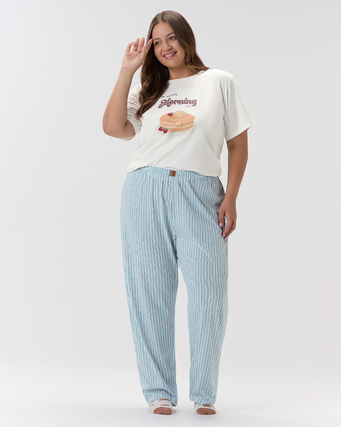 Pijama Feminino Manga Curta com Calça Plus Size