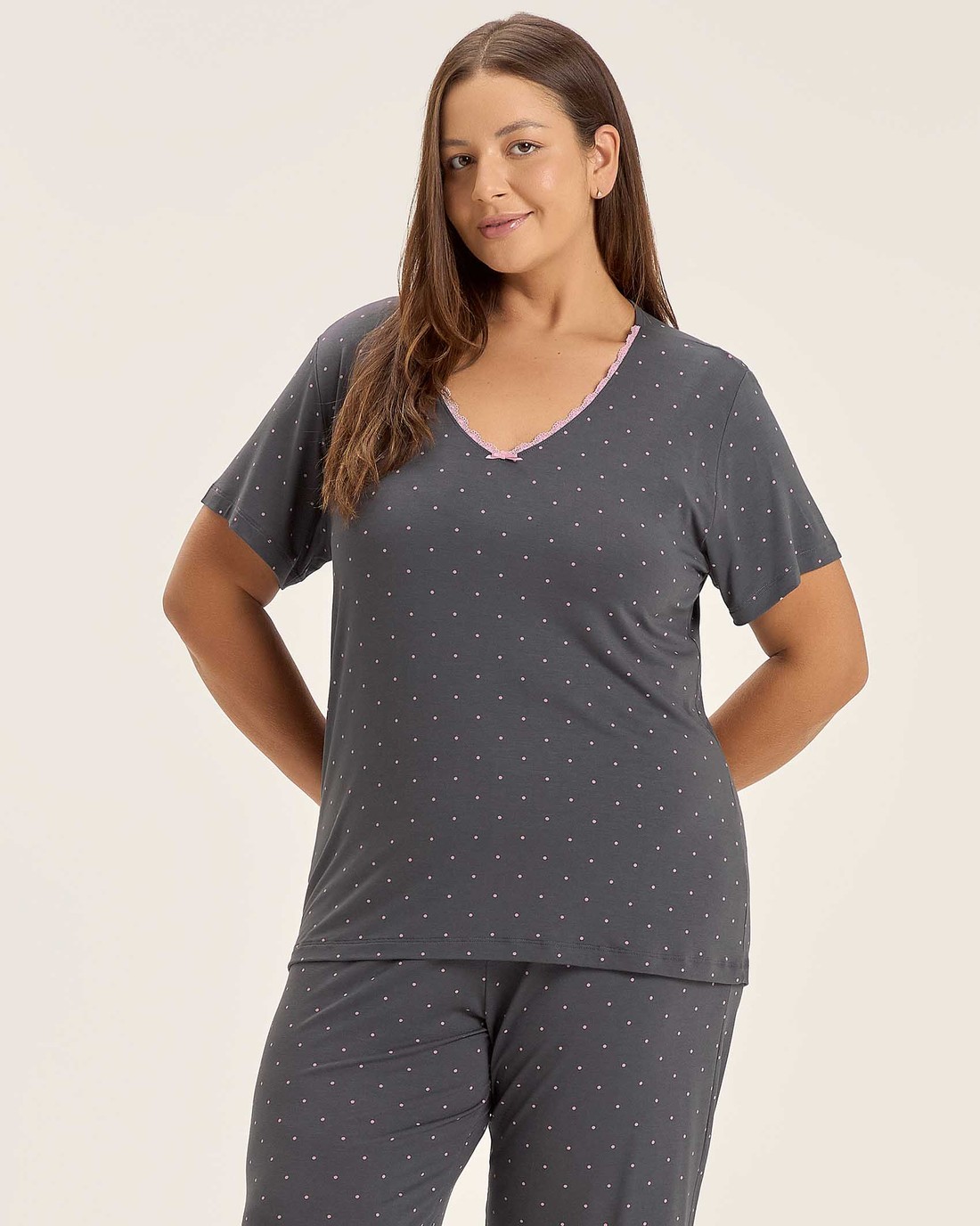 Pijama Feminino Plus Size Manga Curta Com Calça Capri Pijama Feminino Plus Size Manga Curta Com Calça Capri