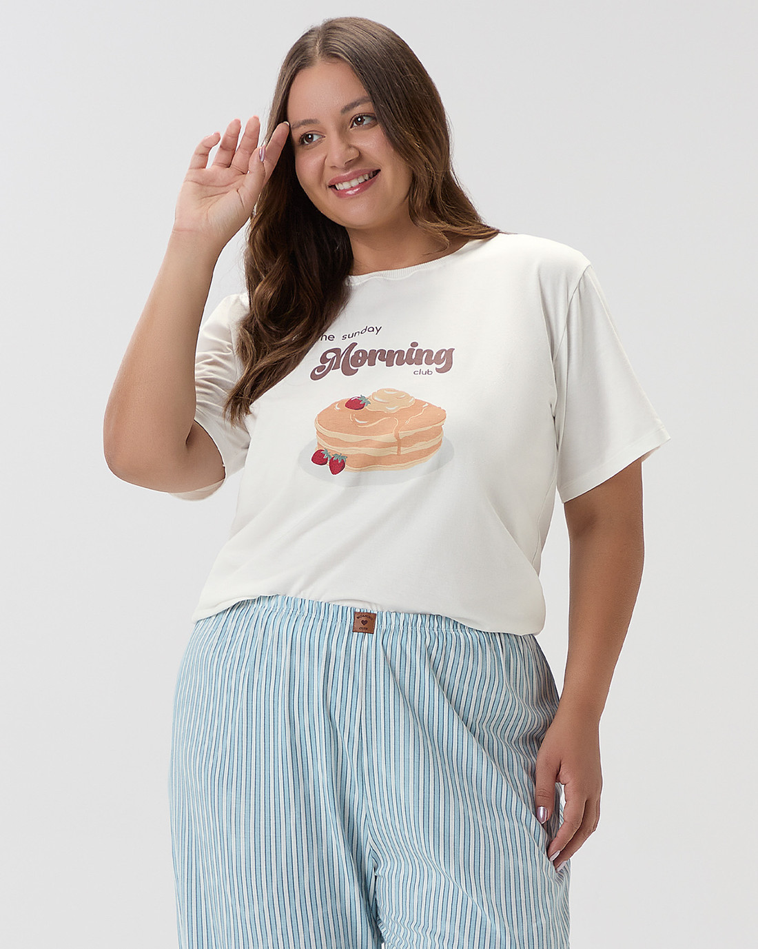 Pijama Feminino Manga Curta com Calça Plus Size