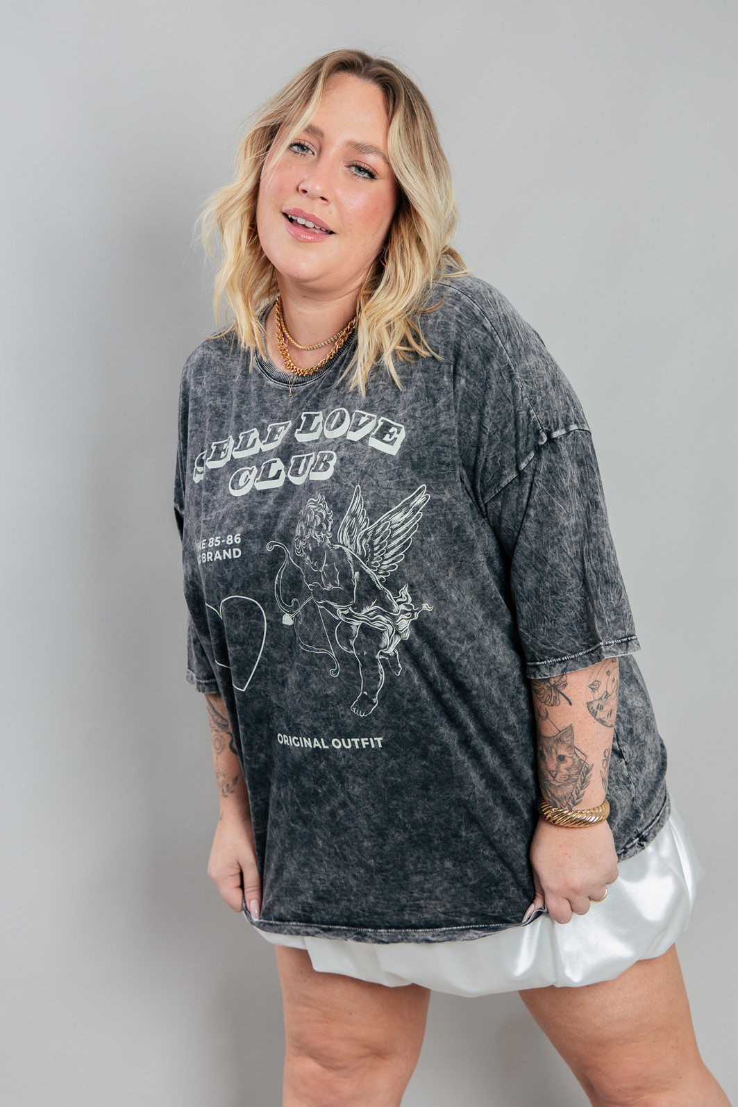 CAMISETA  T-SHIRT OVERSIZED MARMORIZADA SELF LOVE CAMISETA  T-SHIRT OVERSIZED MARMORIZADA SELF LOVE