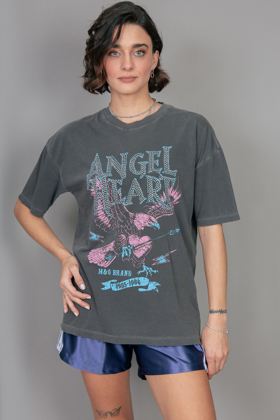 CAMISETA T-SHIRT VINTAGE CHUMBO ANGEL HEART COM APLIQUE