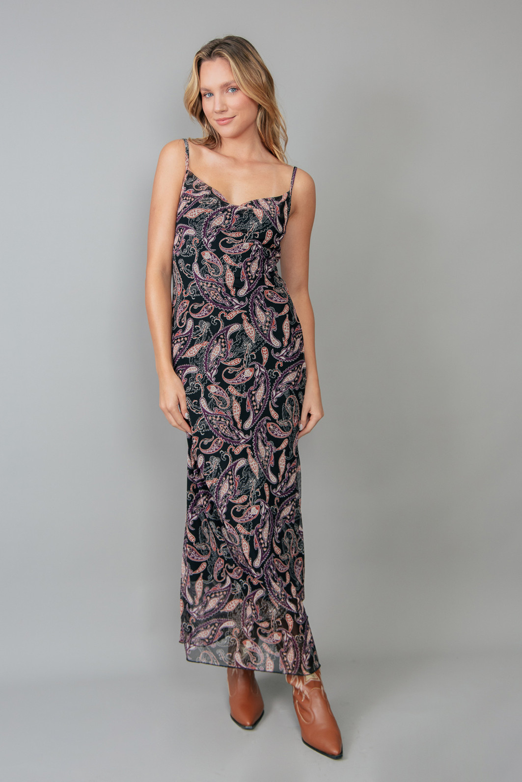 VESTIDO SLIP DRESS DE TULE ESTAMPADO GYPSY VESTIDO SLIP DRESS DE TULE ESTAMPADO GYPSY