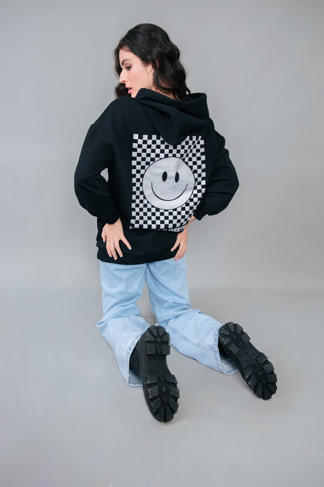 Casaco De Moletom Preto Oversized Smile Marina Gabriella Roupas