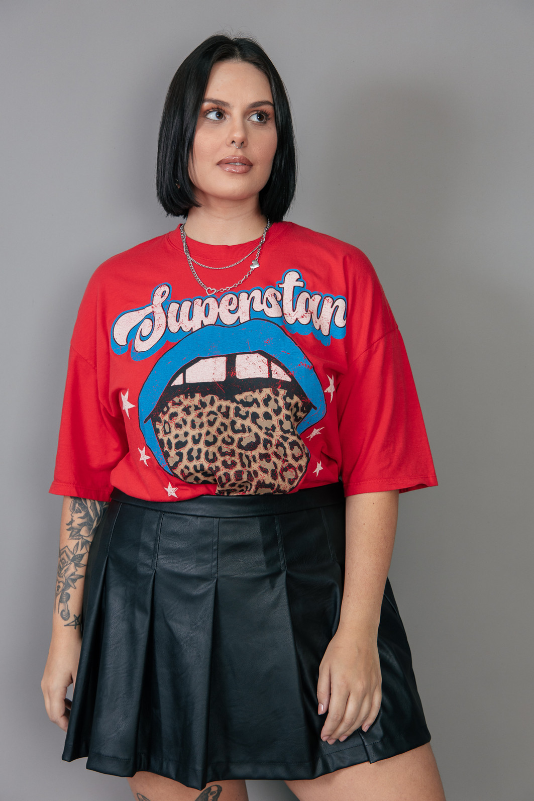 T-SHIRT VINTAGE VERMELHA SUPERSTAR