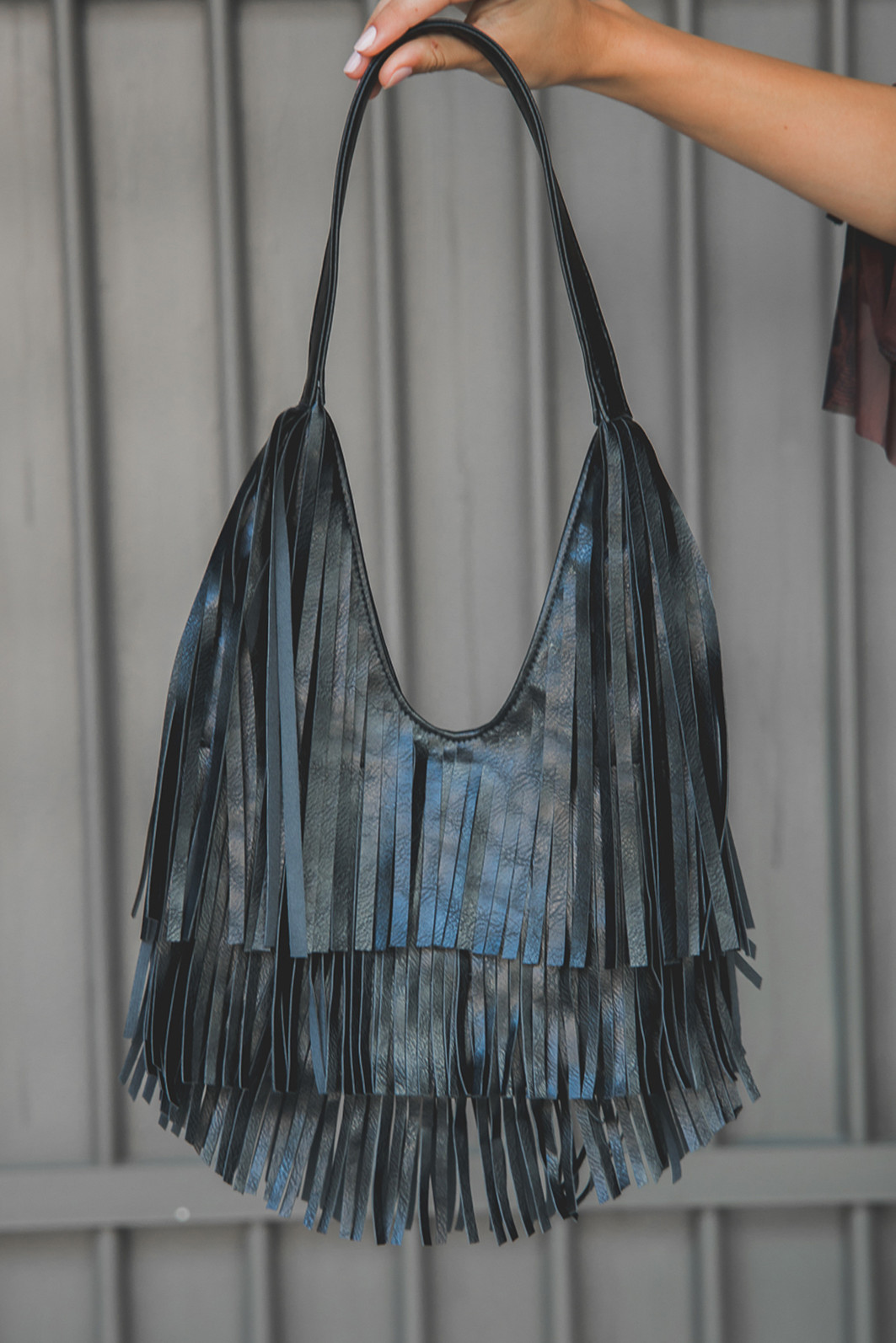 BOLSA NAPA FRANJAS PRETA BOLSA NAPA FRANJAS PRETA