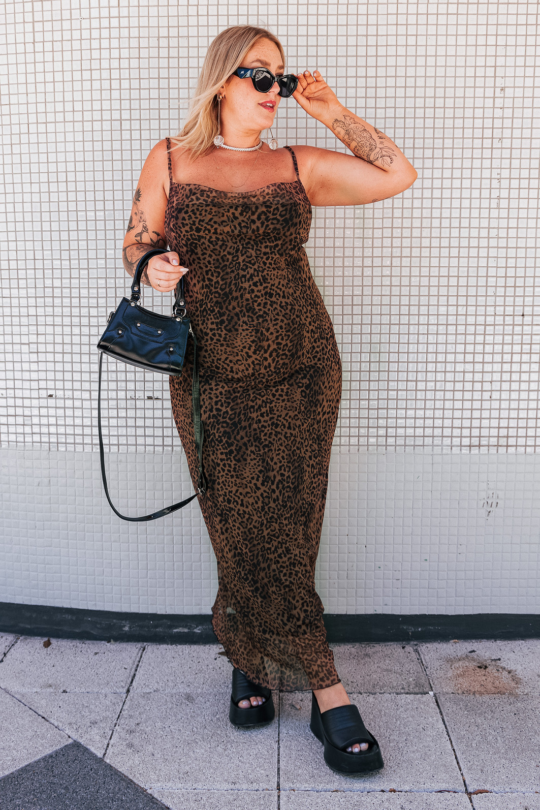 VESTIDO LONGO SLIP DRESS TULE DE ONCINHA VESTIDO LONGO SLIP DRESS TULE DE ONCINHA