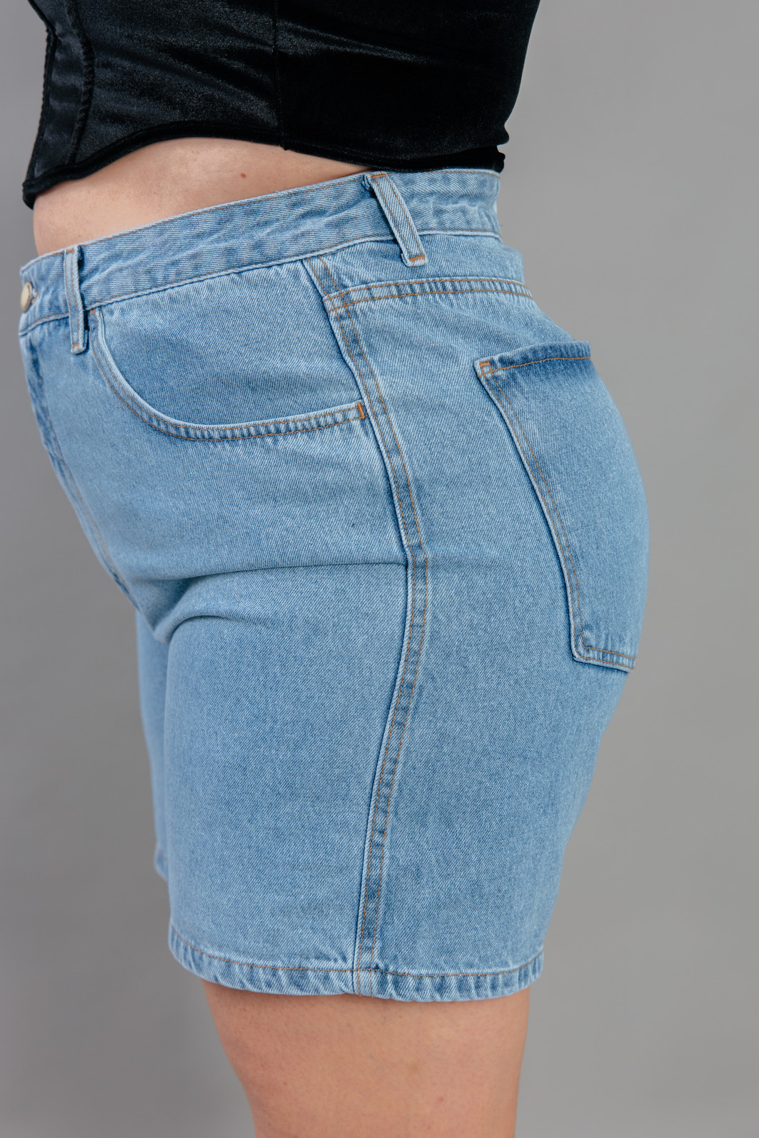 BERMUDA MOM JEANS VINTAGE BERMUDA MOM JEANS VINTAGE
