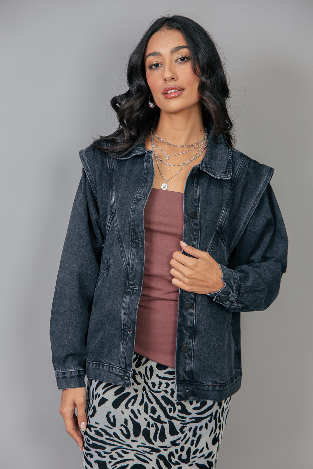 JAQUETA PRETA OVERSIZED 80s JAQUETA PRETA OVERSIZED 80s