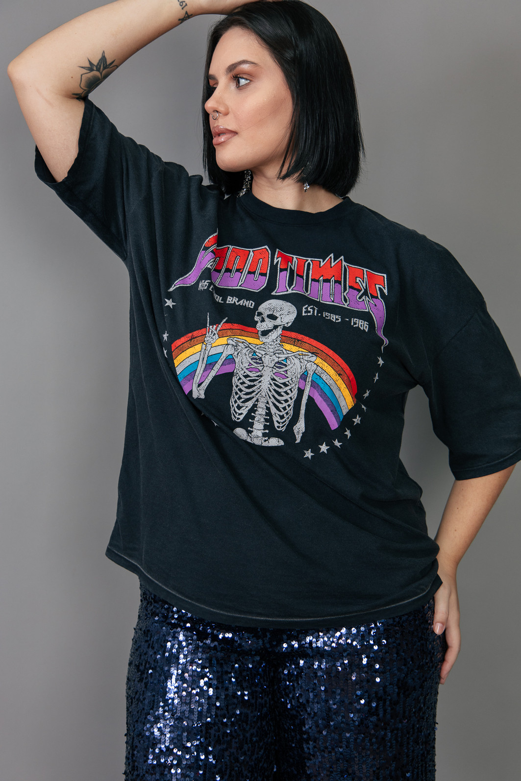 T-SHIRT VINTAGE PRETO MARMORIZADO GOOD TIMES T-SHIRT VINTAGE PRETO MARMORIZADO GOOD TIMES