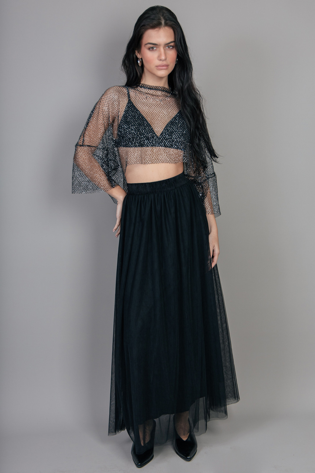 SAIA MIDI DE TULE PRETA COM FORRO SAIA MIDI DE TULE PRETA COM FORRO