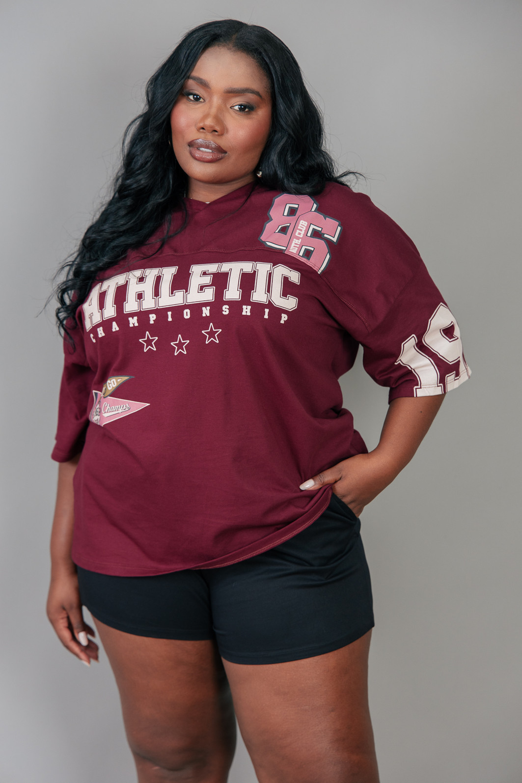 CAMISETA T-SHIRT OVERSIZED BORDÔ DECOTE V ATHLETIC