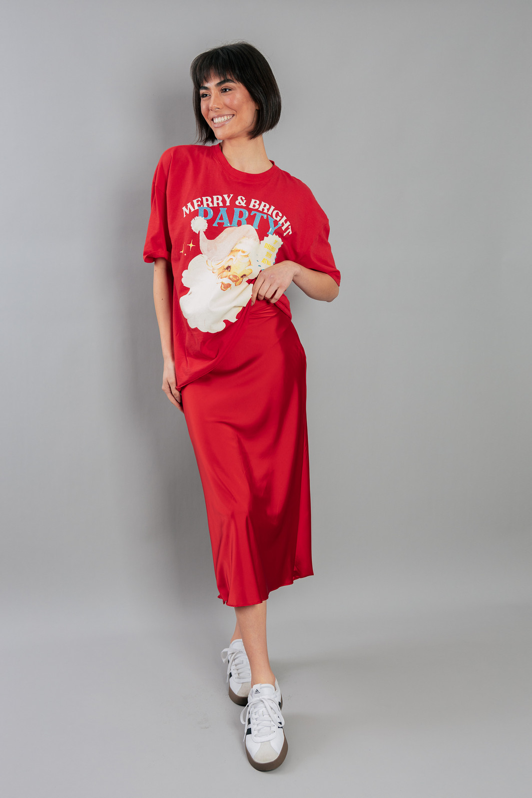 SAIA MIDI DE CETIM SEM FORRO CEREJA SAIA MIDI DE CETIM SEM FORRO CEREJA