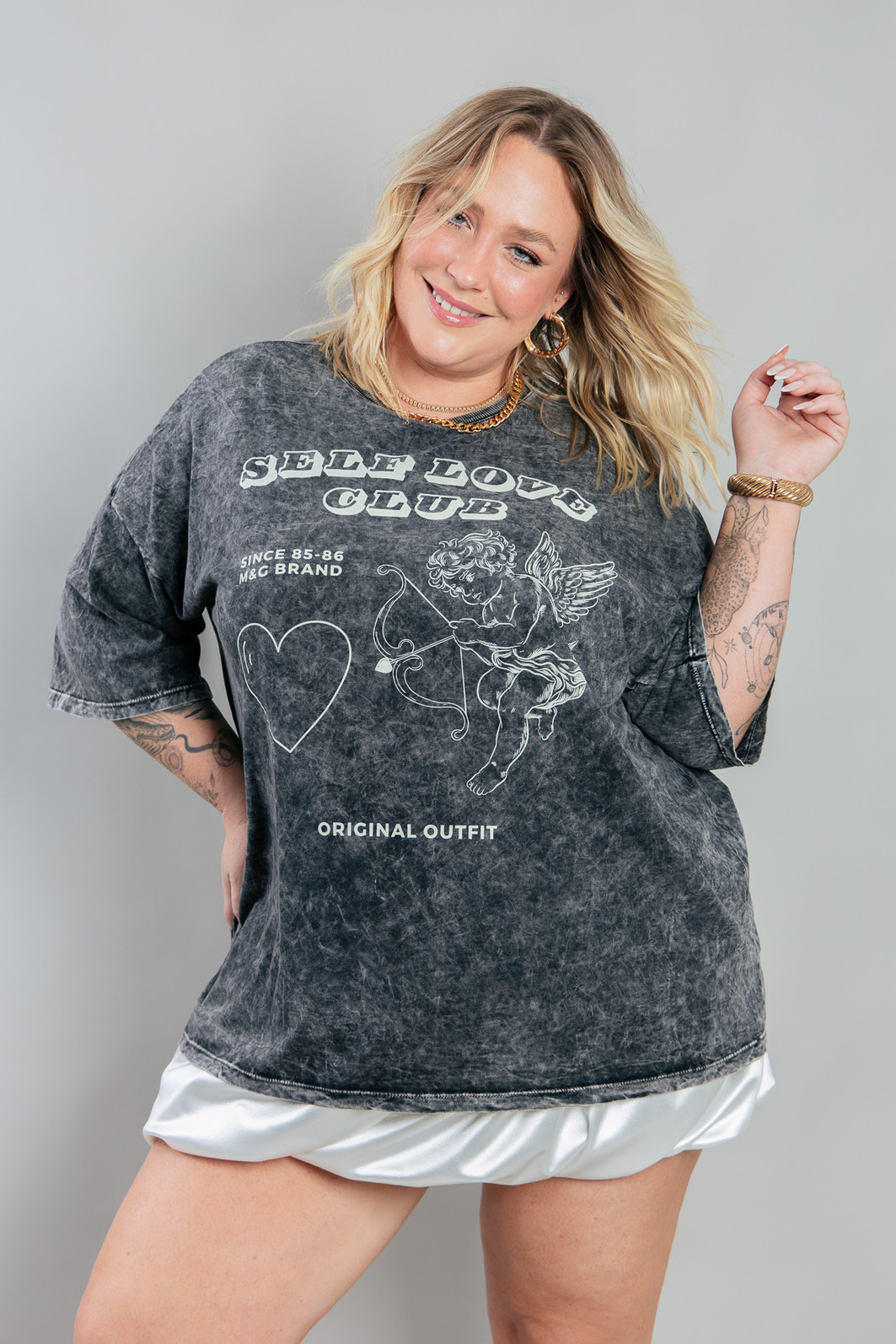 CAMISETA  T-SHIRT OVERSIZED MARMORIZADA SELF LOVE CAMISETA  T-SHIRT OVERSIZED MARMORIZADA SELF LOVE