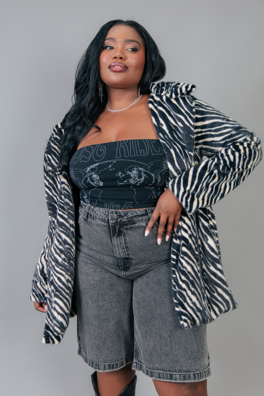 BERMUDA JORTS DE SARJA PRETA