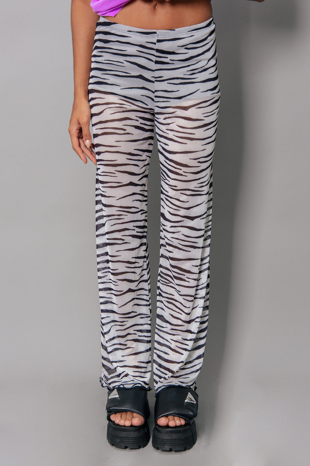 CALÇA ESTAMPA TIGRE DE TULE COM FORRO