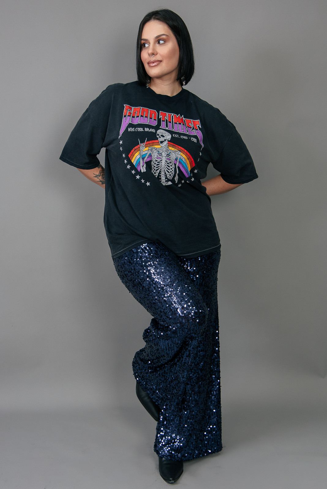 T-SHIRT VINTAGE PRETO MARMORIZADO GOOD TIMES T-SHIRT VINTAGE PRETO MARMORIZADO GOOD TIMES