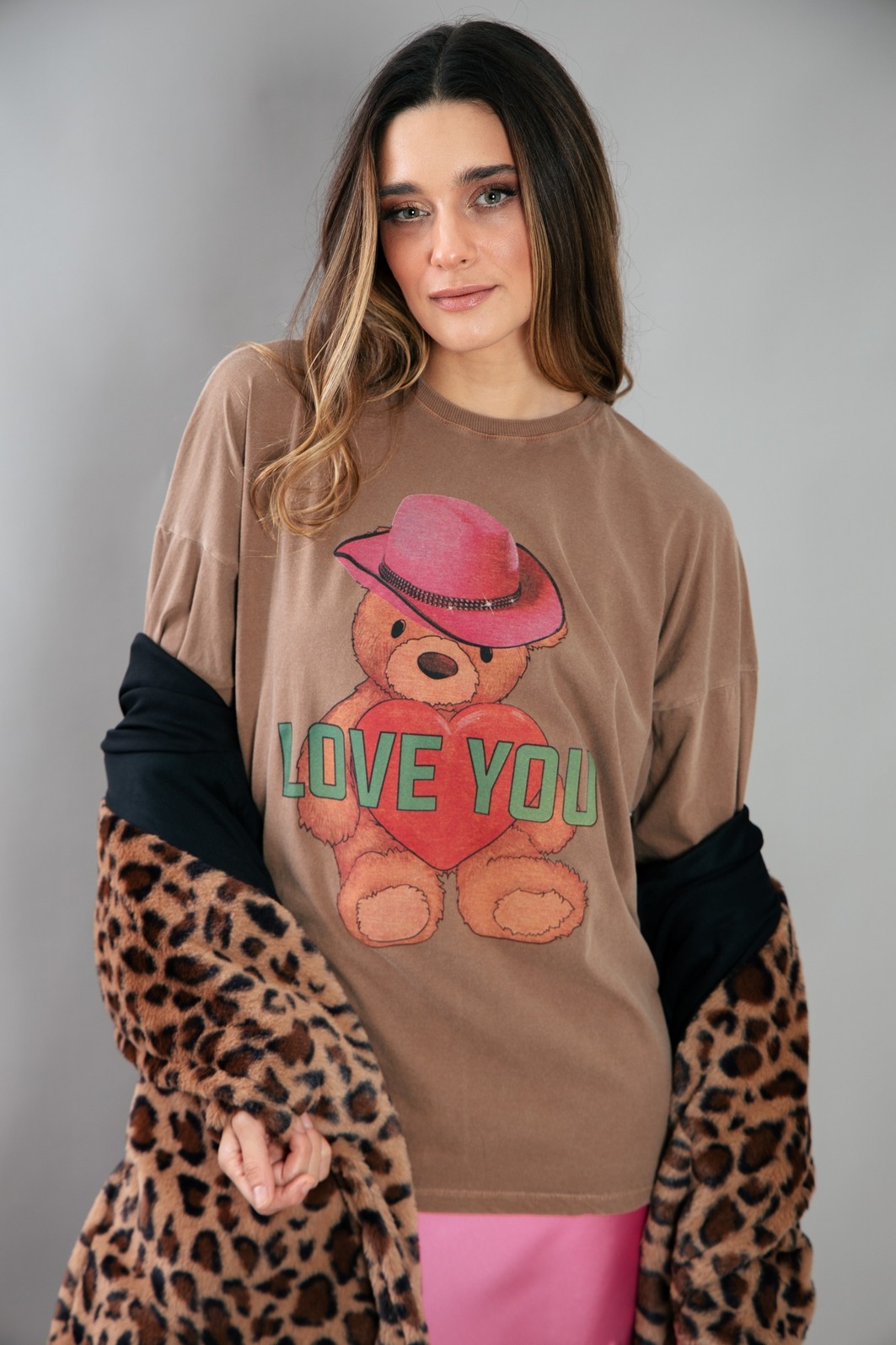CAMISETA T-SHIRT OVERSIZED MARROM LOVE YOU CAMISETA T-SHIRT OVERSIZED MARROM LOVE YOU