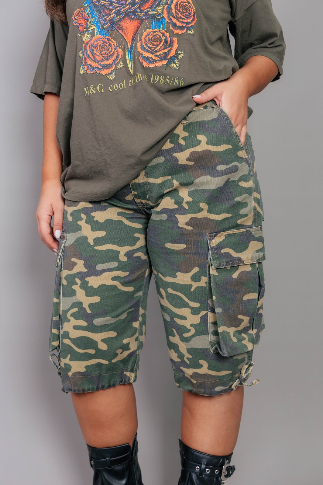 BERMUDA CARGO MILITAR CINTURA MÉDIA CAMUFLADA BERMUDA CARGO MILITAR CINTURA MÉDIA CAMUFLADA
