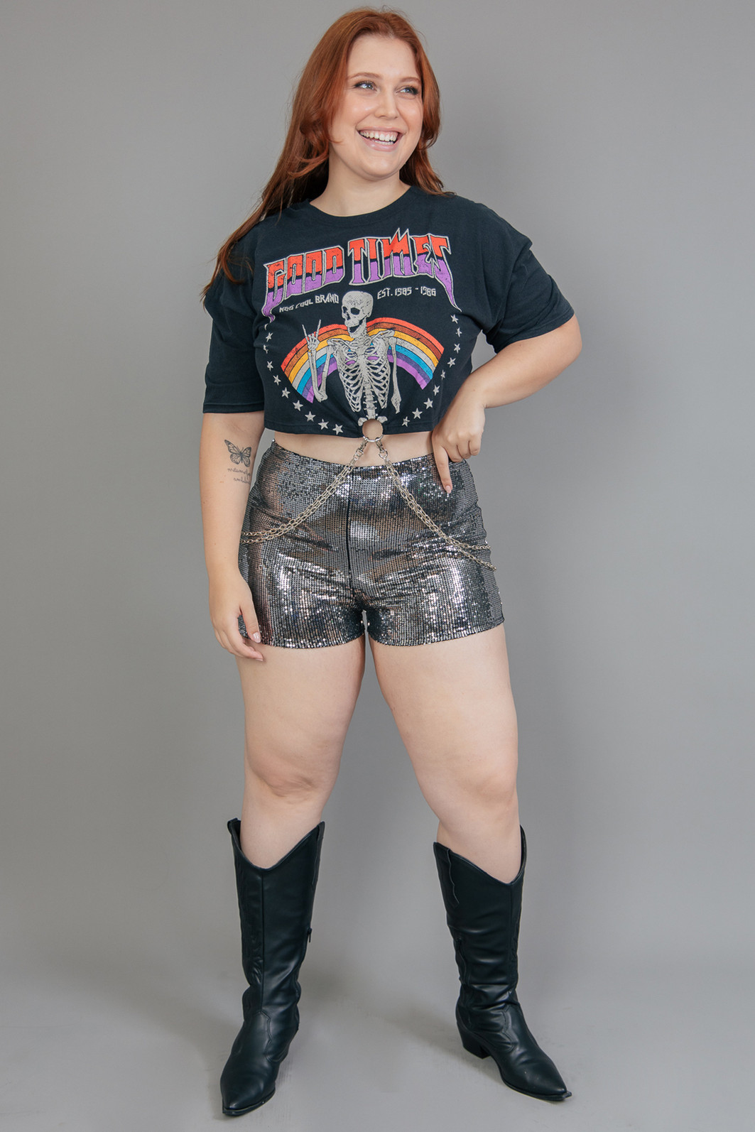 MINI SHORT PRATA DE PAETÊ