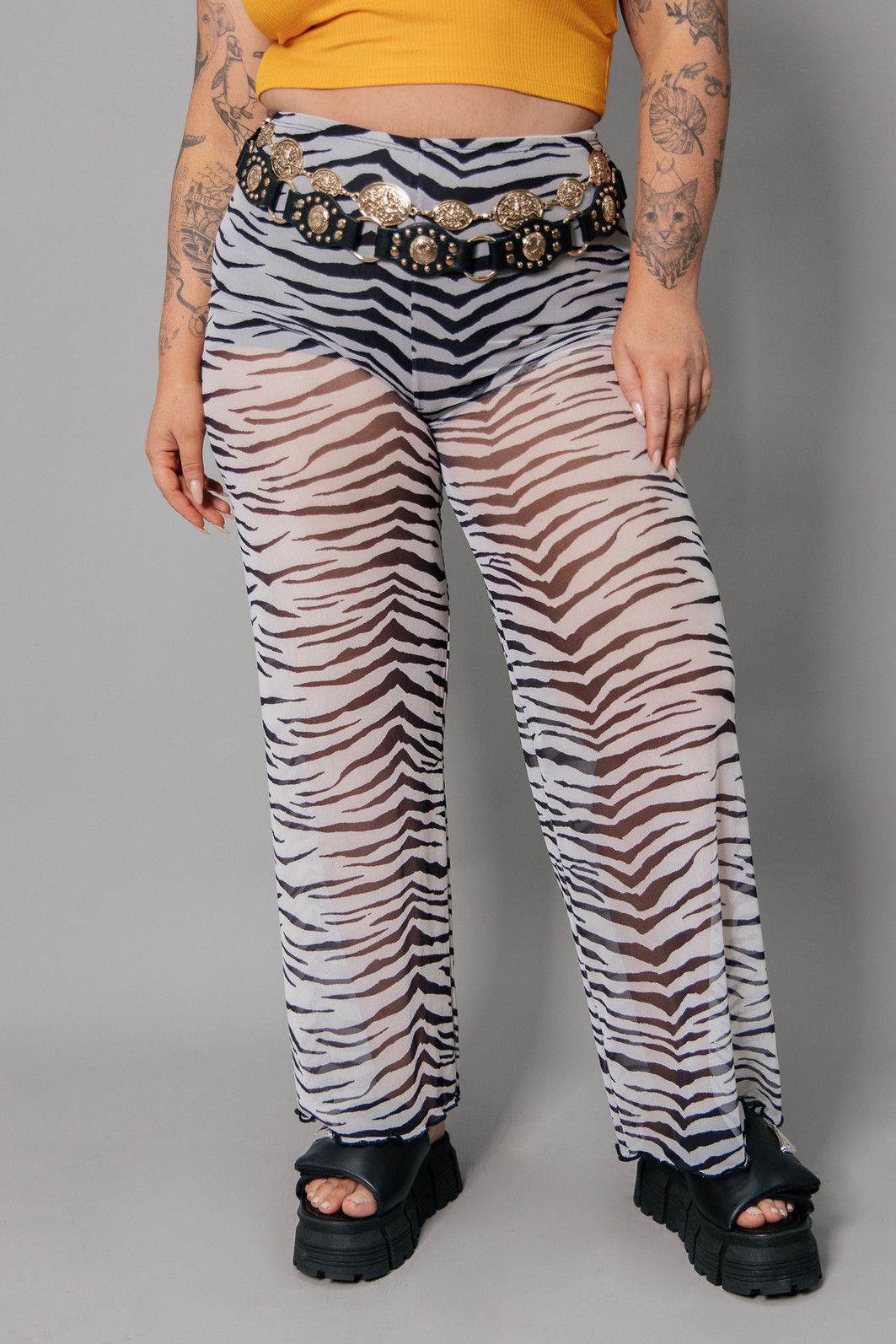 CALÇA ESTAMPA TIGRE DE TULE COM FORRO