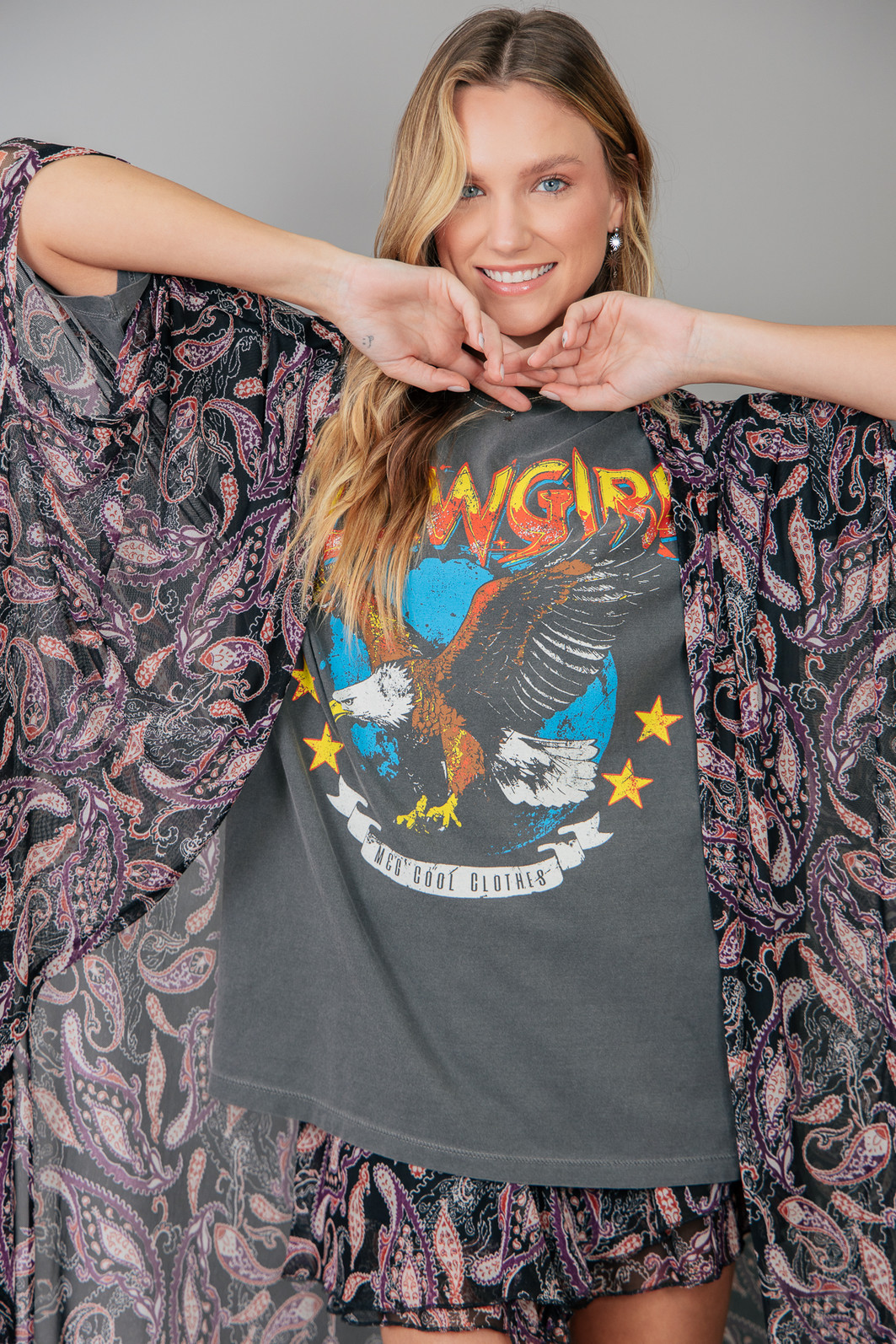 CAMISETA T-SHIRT OVERSIZED CHUMBO GLOWGIRL