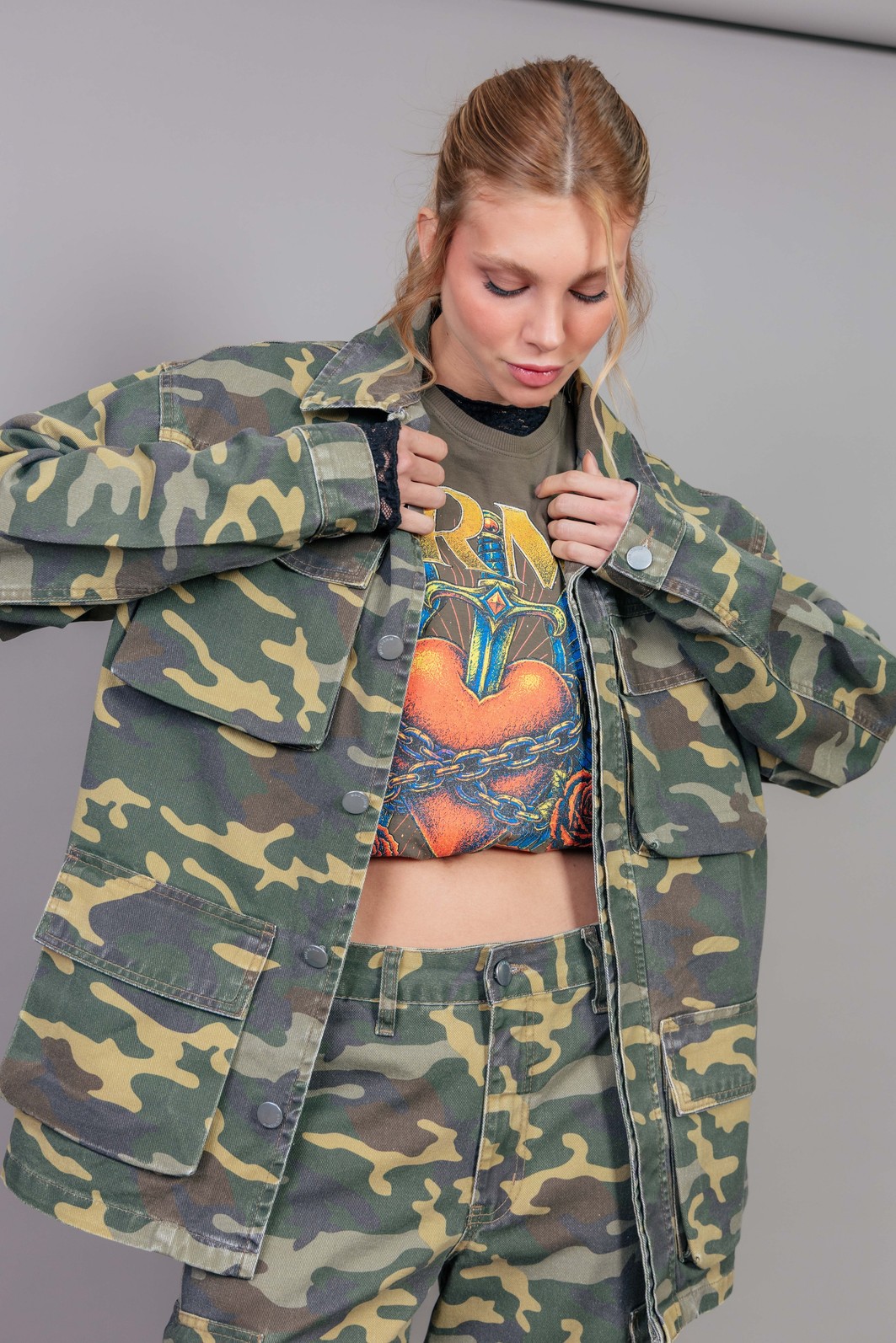 JAQUETA PARKA CARGO MILITAR CAMUFLADA JAQUETA PARKA CARGO MILITAR CAMUFLADA