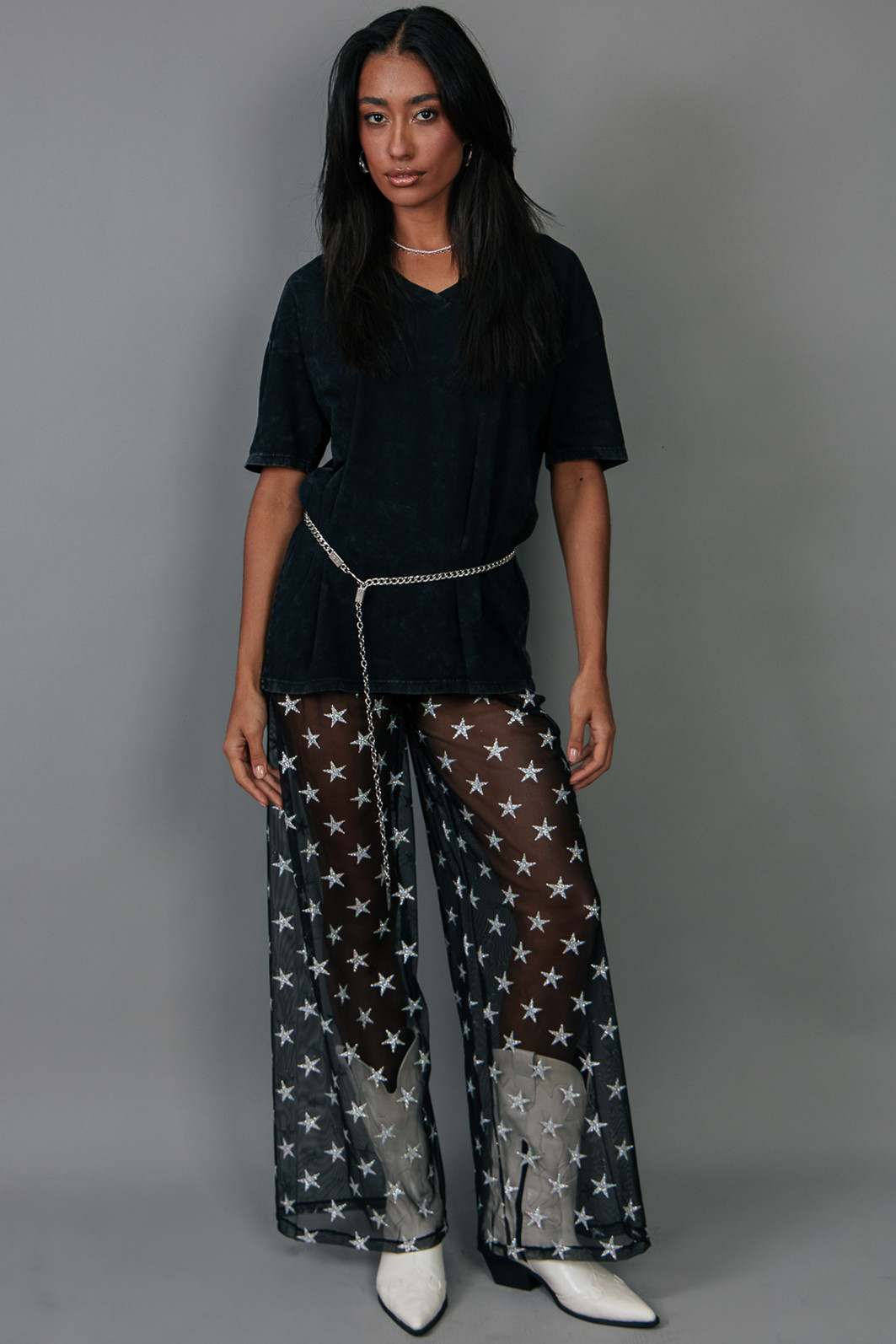 T-SHIRT VINTAGE DECOTE V BÁSICA ESTONADA