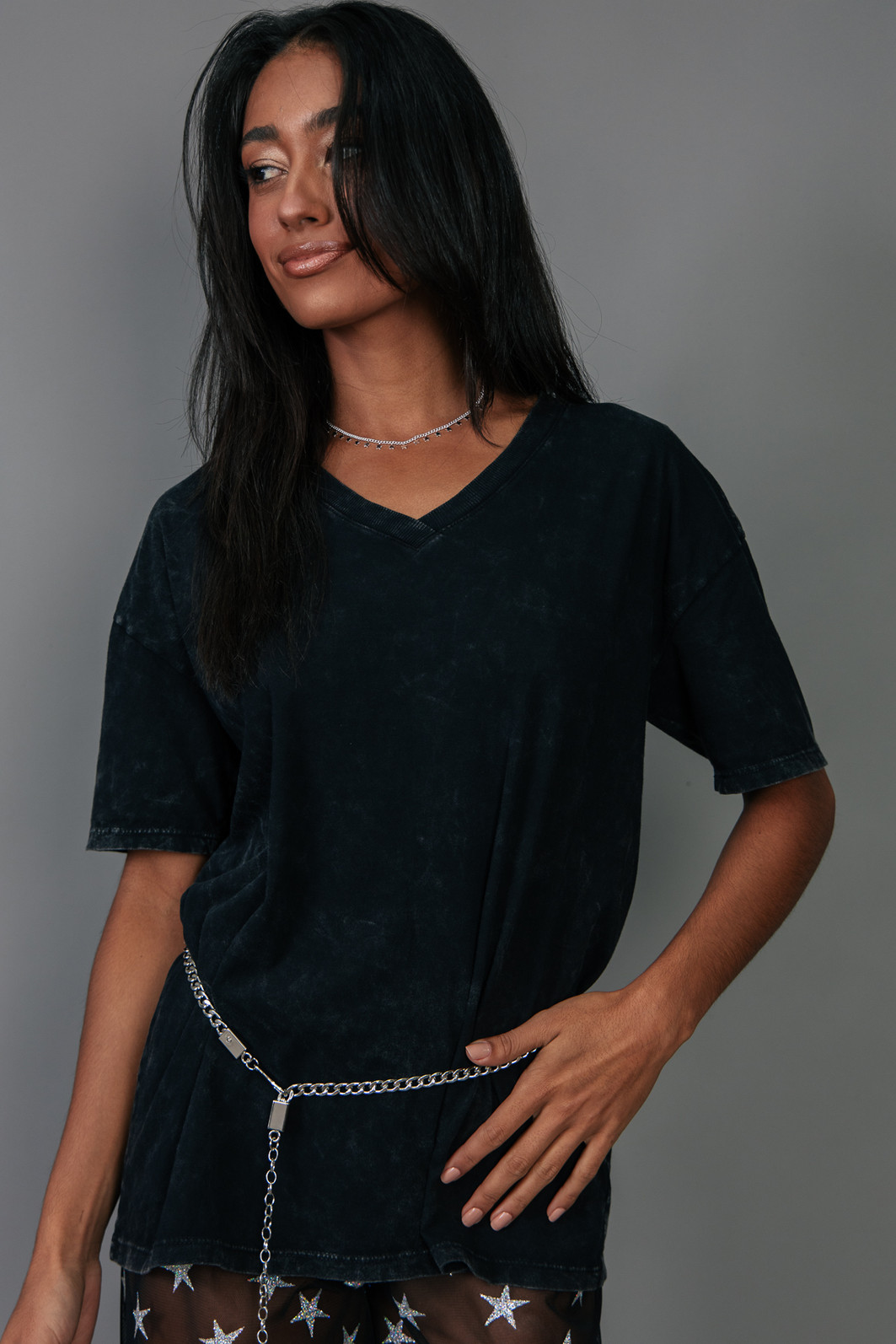 T-SHIRT VINTAGE DECOTE V BÁSICA ESTONADA