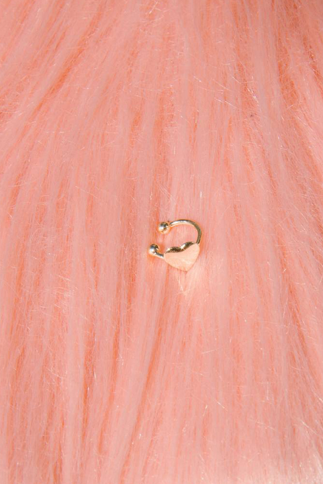 PIERCING CORAÇÃO DOURADO