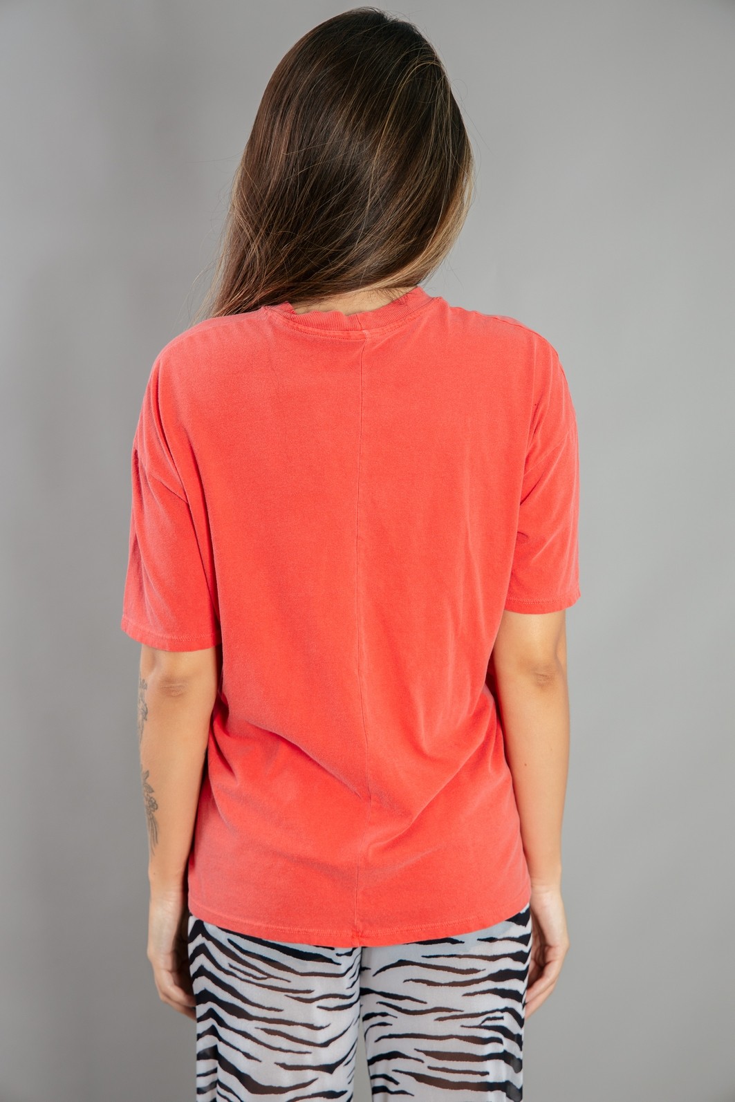 CAMISETA  T-SHIRT VINTAGE VERMELHA YOUTHFUL