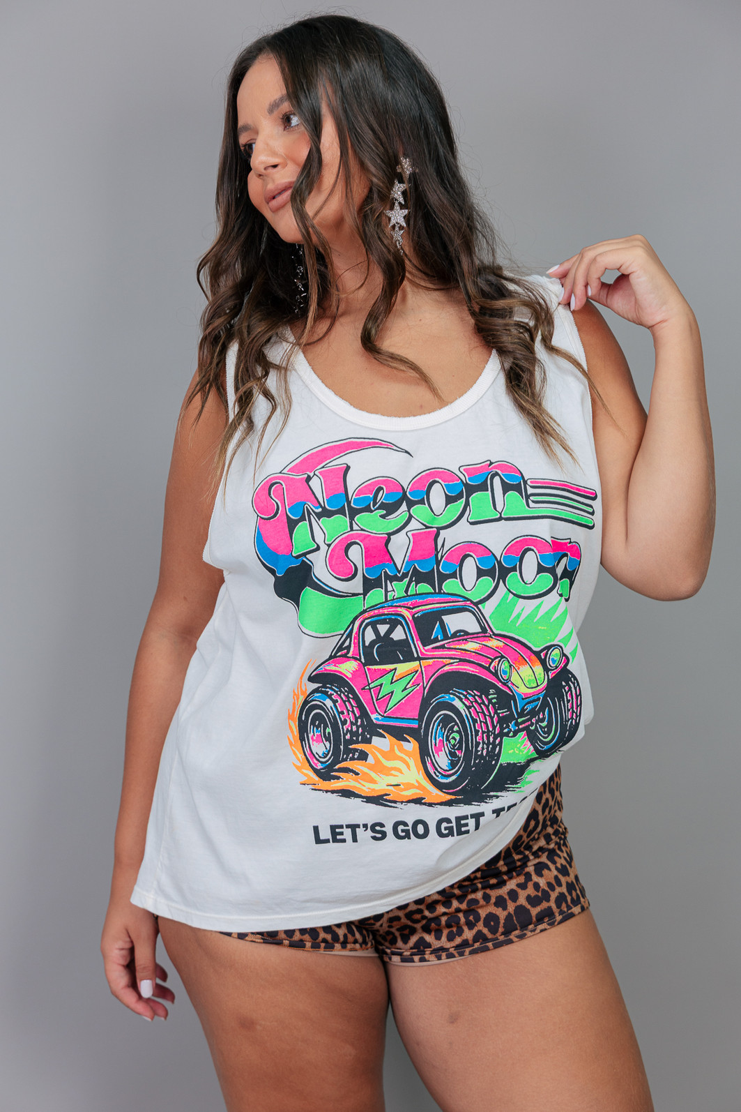 REGATA AMPLA OFF WHITE NEON MOON REGATA AMPLA OFF WHITE NEON MOON