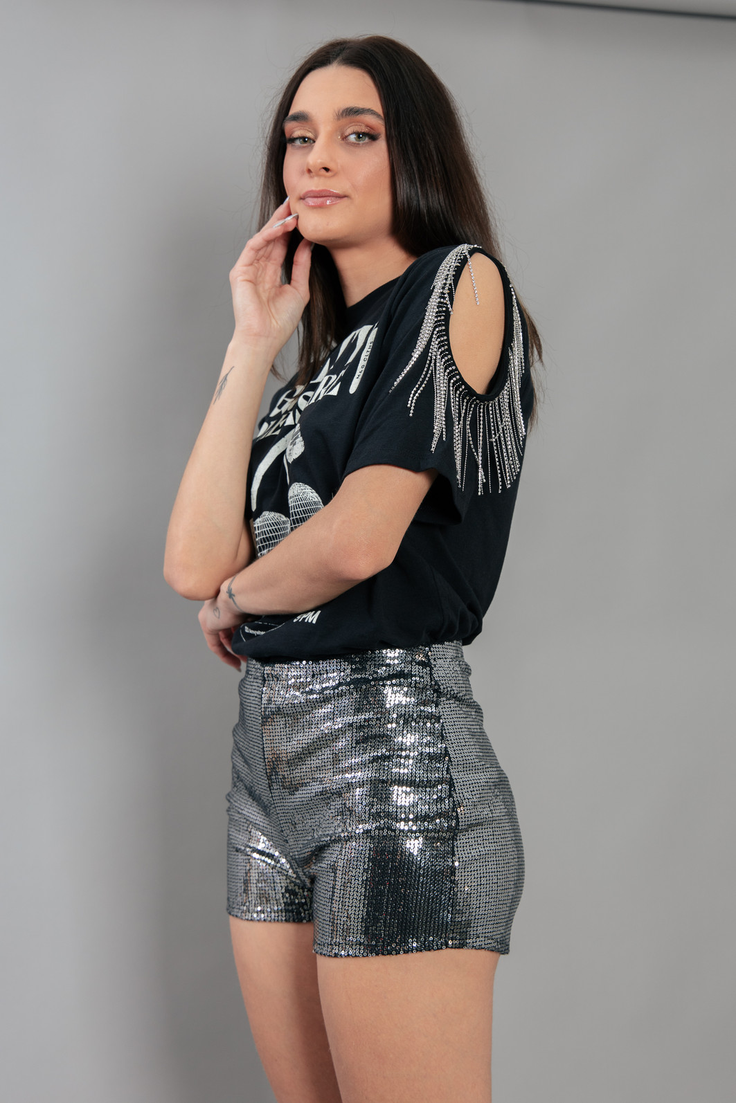 MINI SHORT PRATA DE PAETÊ