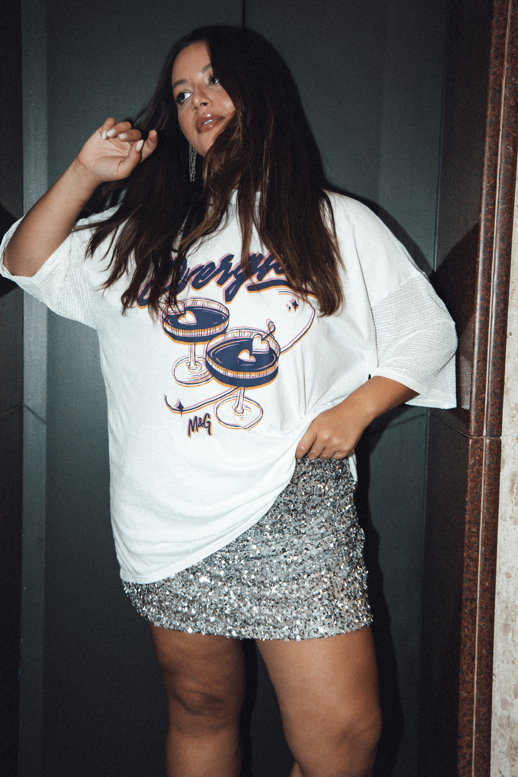 SHORT SAIA COM FRANZIDO DE PAETÊ PRATA SHORT SAIA COM FRANZIDO DE PAETÊ PRATA