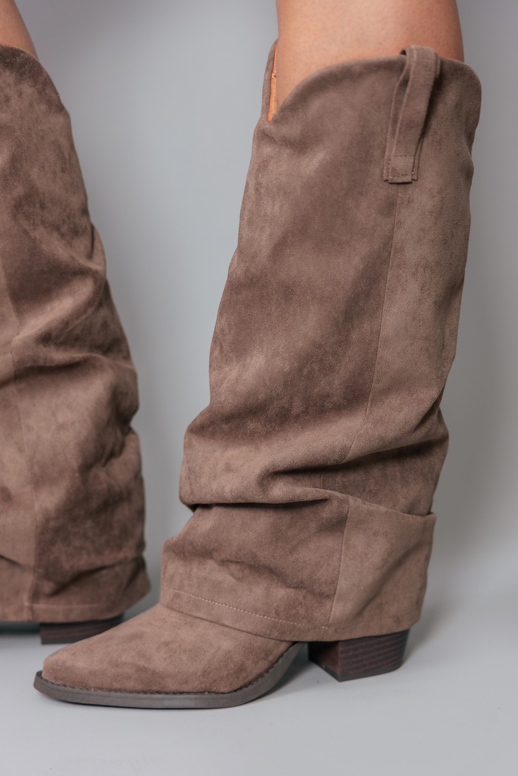 BOTA SLOUCHY SUEDE MARROM BOTA SLOUCHY SUEDE MARROM