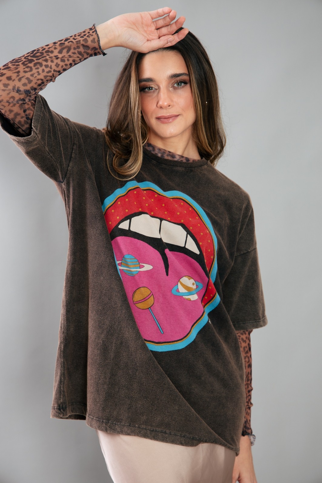 CAMISETA T-SHIRT OVERSIZED MARMORIZADA LOLLIPOP CAMISETA T-SHIRT OVERSIZED MARMORIZADA LOLLIPOP