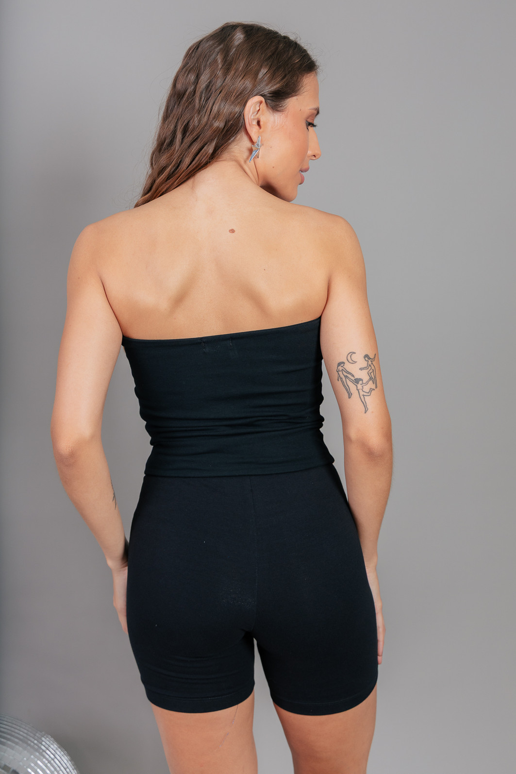 TOP CROPPED COM AMARRAÇÃO FRENTE PRETO FIRESTORM