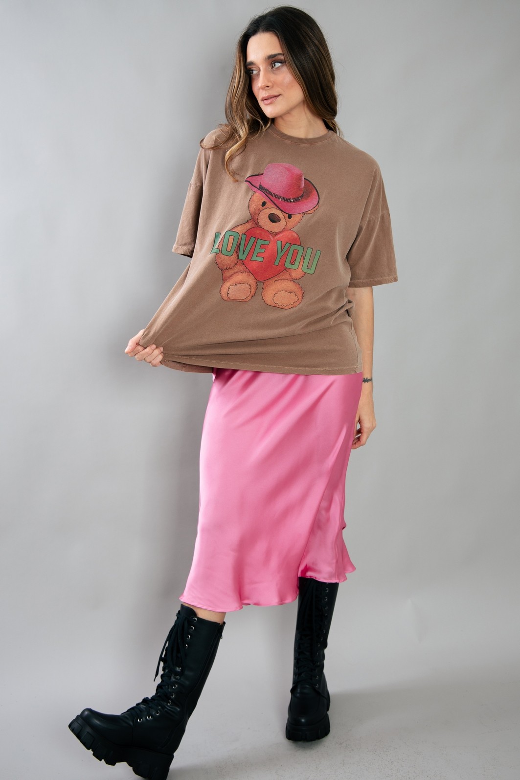 CAMISETA T-SHIRT OVERSIZED MARROM LOVE YOU CAMISETA T-SHIRT OVERSIZED MARROM LOVE YOU