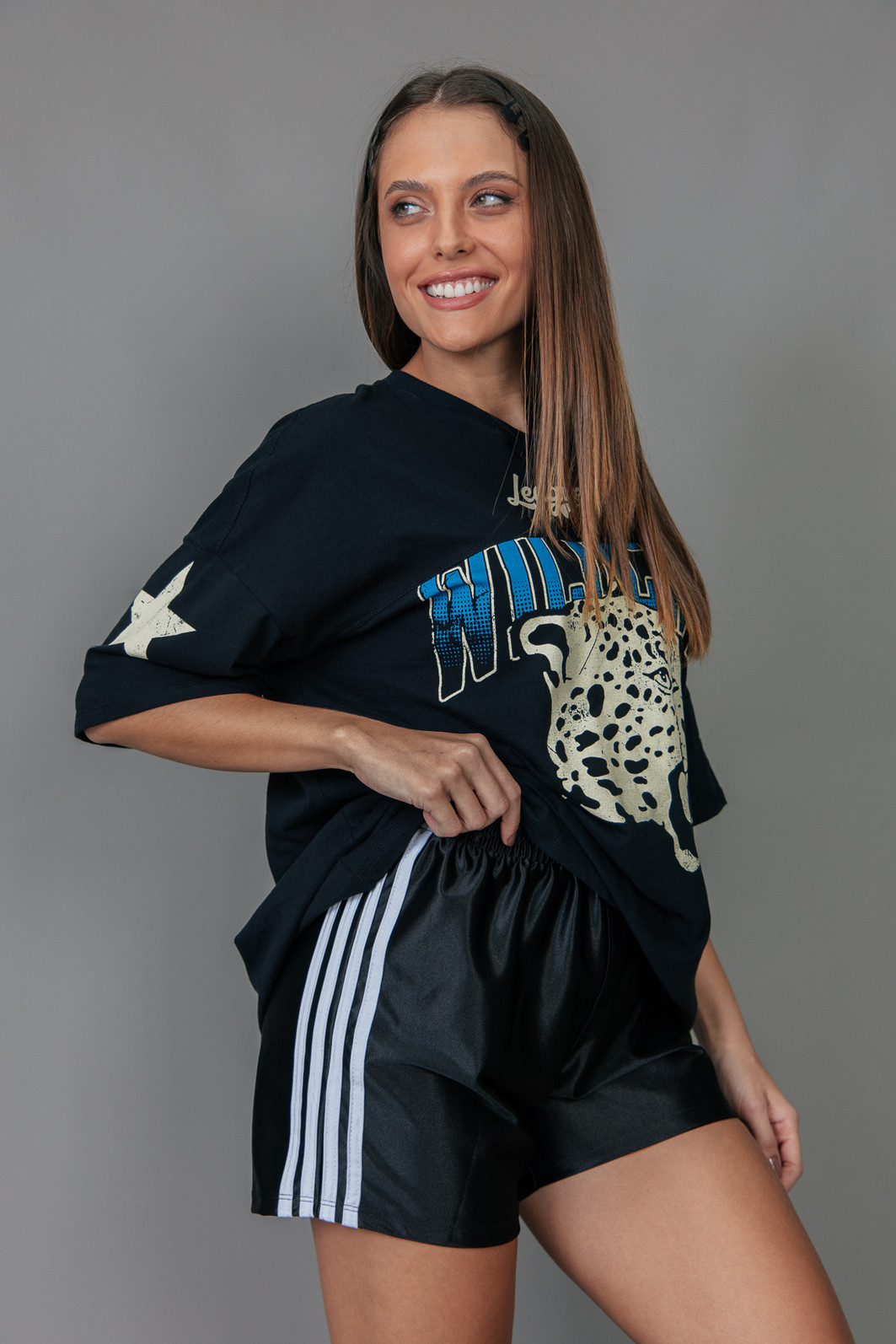 BERMUDA SPORT PRETA COM LISTRAS BERMUDA SPORT PRETA COM LISTRAS