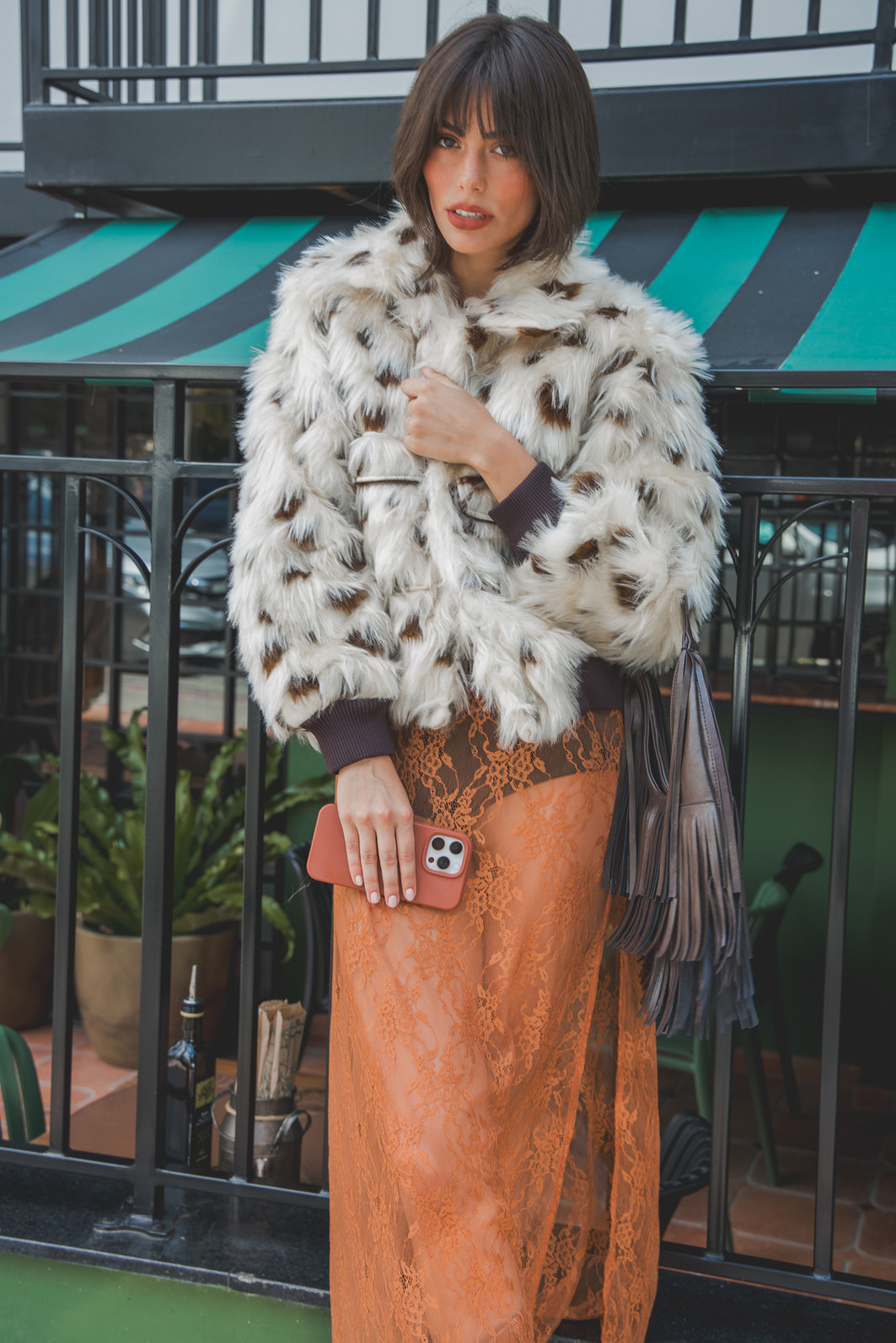 CASACO PELUCIADO COM ZÍPER BAMBI PRINT CASACO PELUCIADO COM ZÍPER BAMBI PRINT