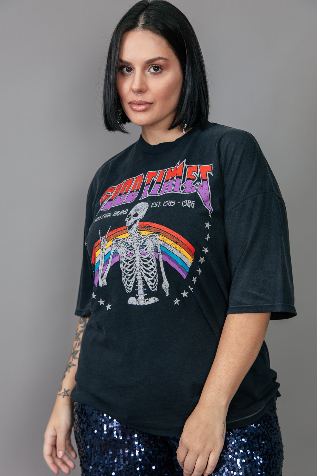 T-SHIRT VINTAGE PRETO MARMORIZADO GOOD TIMES T-SHIRT VINTAGE PRETO MARMORIZADO GOOD TIMES