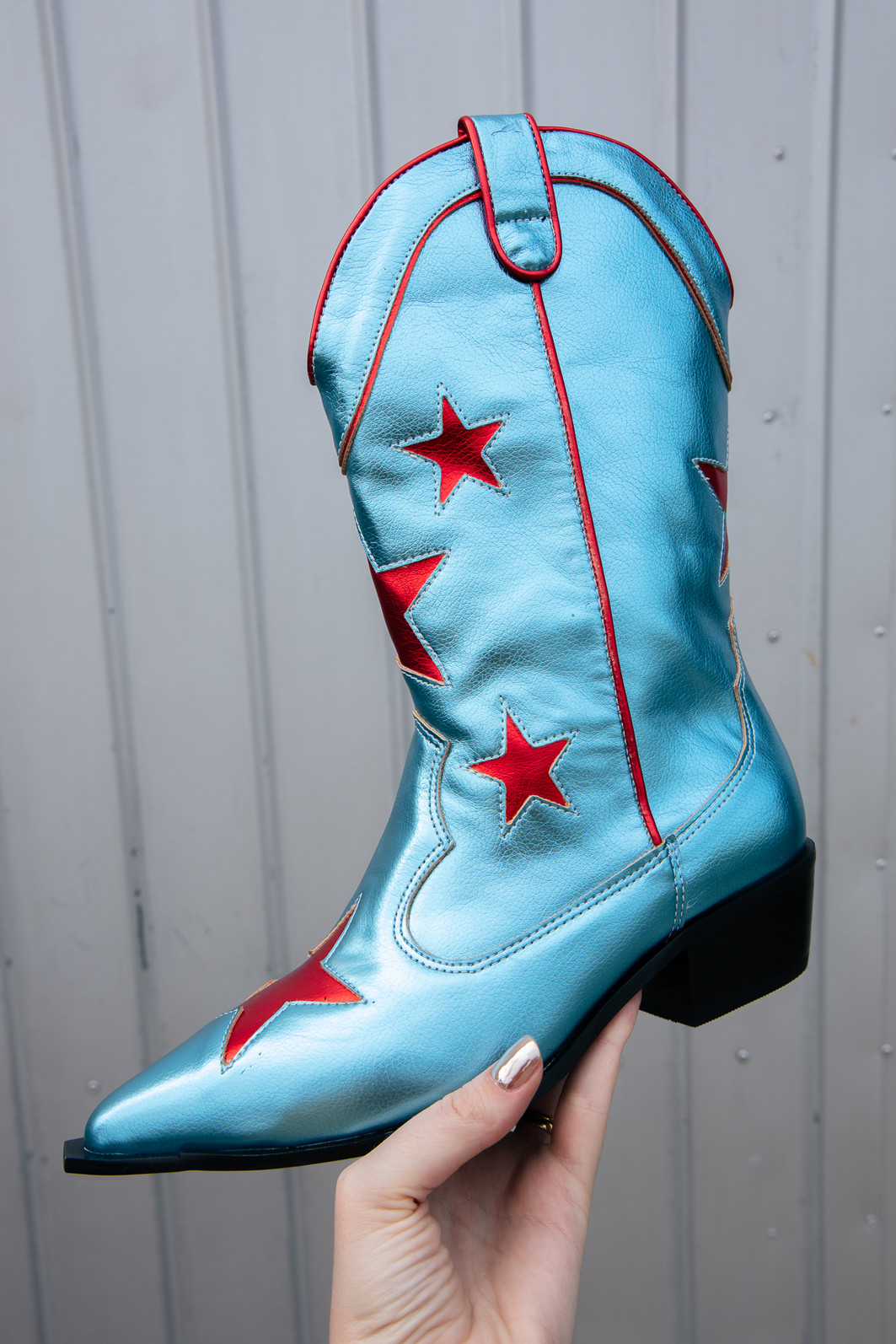BOTA WESTERN METALIZADA AZUL COM ESTRELAS BOTA WESTERN METALIZADA AZUL COM ESTRELAS