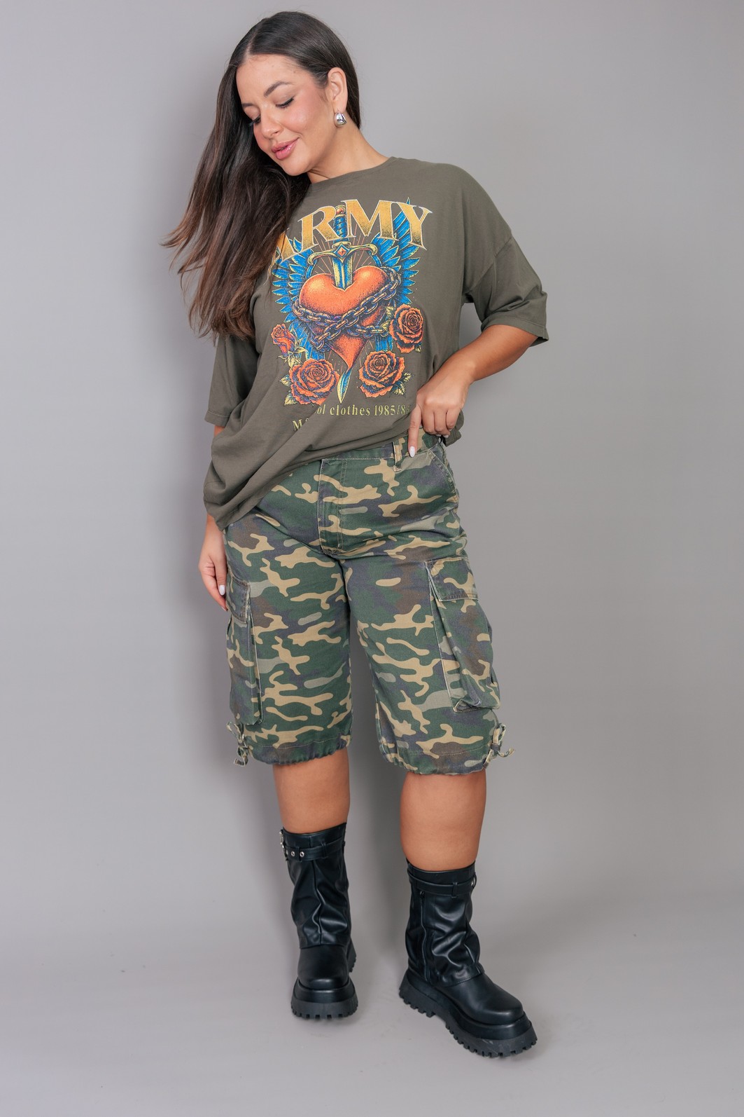 BERMUDA CARGO MILITAR CINTURA MÉDIA CAMUFLADA BERMUDA CARGO MILITAR CINTURA MÉDIA CAMUFLADA