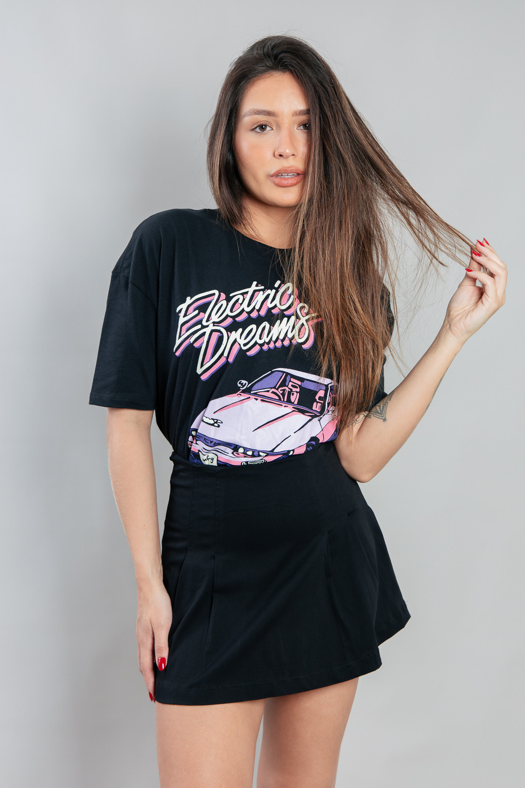 SHORT SAIA PRETO DE PREGAS SHORT SAIA PRETO DE PREGAS