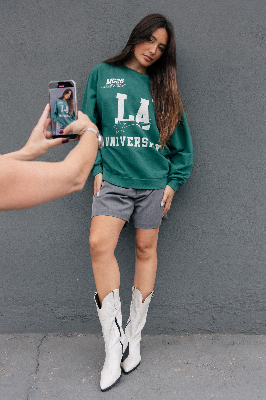 CASACO DE MOLETOM OVERSIZED VERDE UNIVERSITY