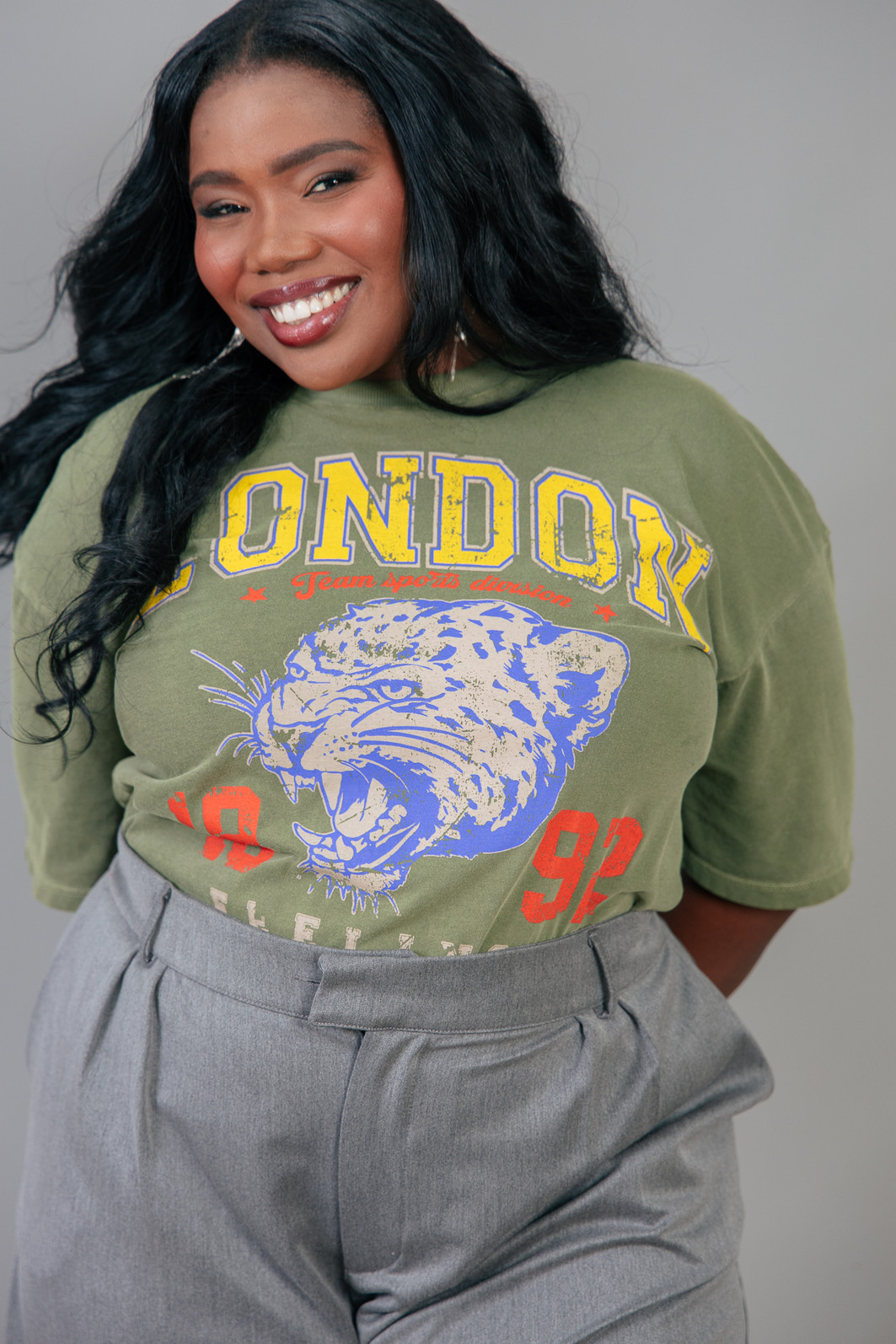 T-SHIRT VINTAGE VERDE OLIVA LONDON
